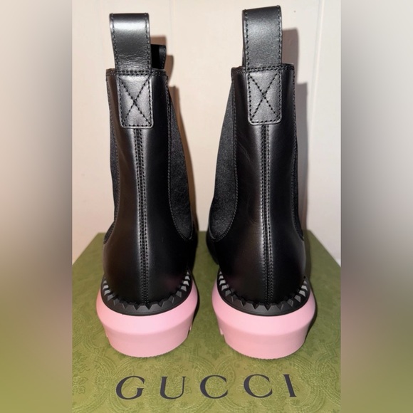 Gucci Black Leather Chelsea Boot Sierra Stretch Ankle Women Size 9.5 US/39.5 EU - Picture 5 of 7